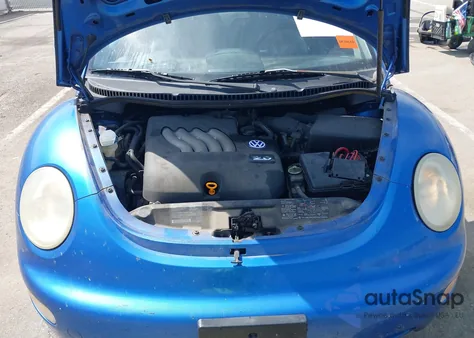 2001 Volkswagen New Beetle Gl из США, поврежденный, VIN 3VWBB21C61M461657